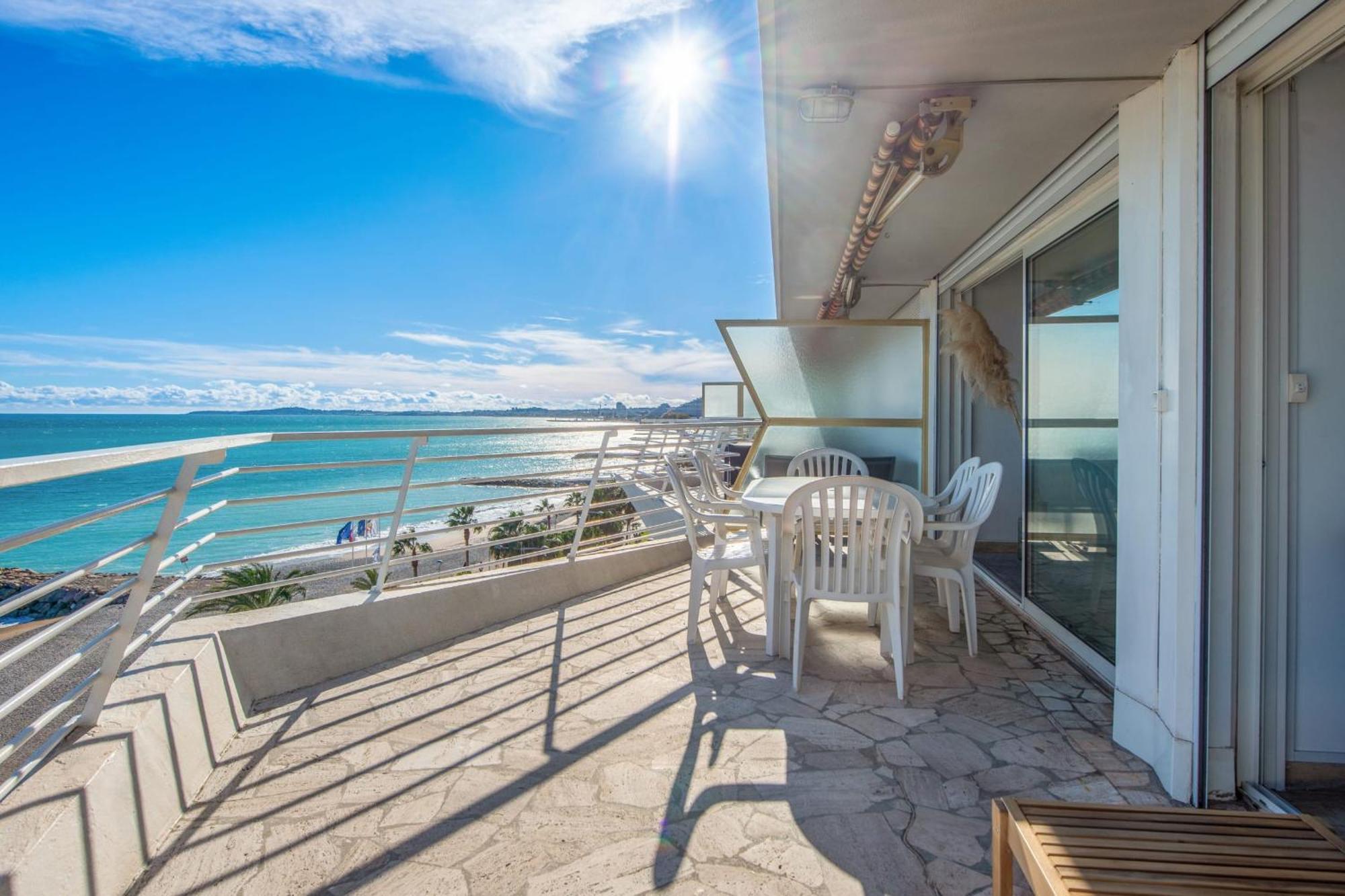 شقة Le Balcon Sur La Baie - Welkeys كانيو سور مير المظهر الخارجي الصورة
